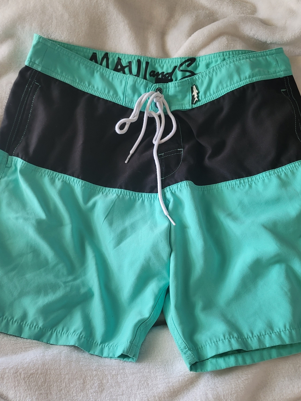 Vintage MAUI AND SONS Mens Shorts Surf Swim Trunks Sz 34 Mint Green Black 90s
